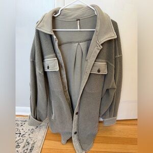 Free People Oversized Fleece Button-Up Jacket / Shacket – Medium